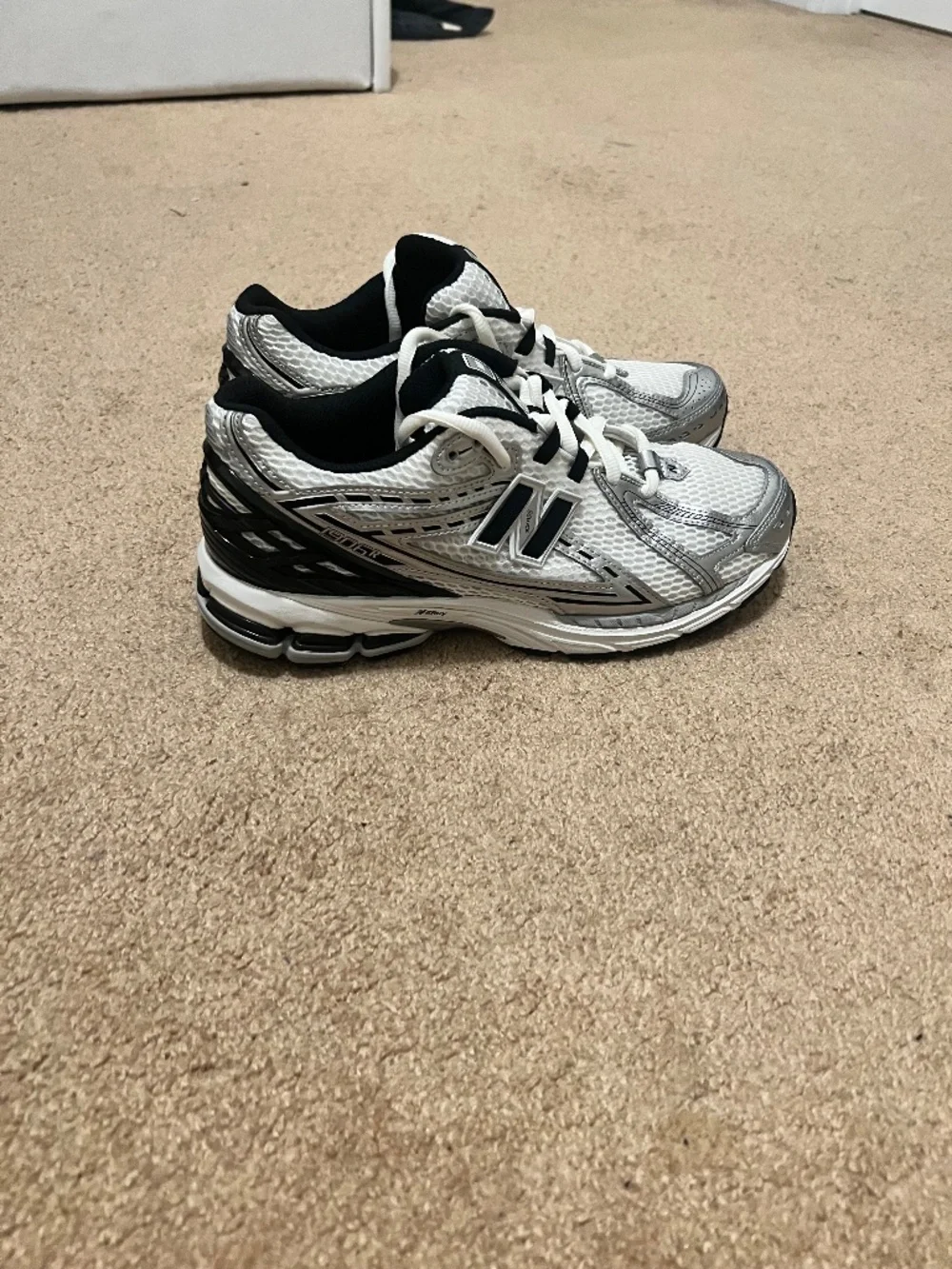 New Balance 1906R Metallic Silver Black - Men's 9.5 / Women's 11 (Brand New)